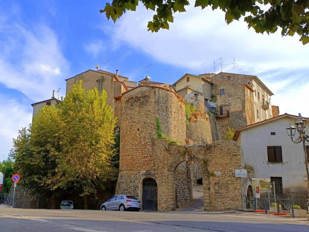 Casa In Antico Borgo Medievale A Tarano Ri, Via Giacomo Leopardi, 15 Villa Buitenkant foto
